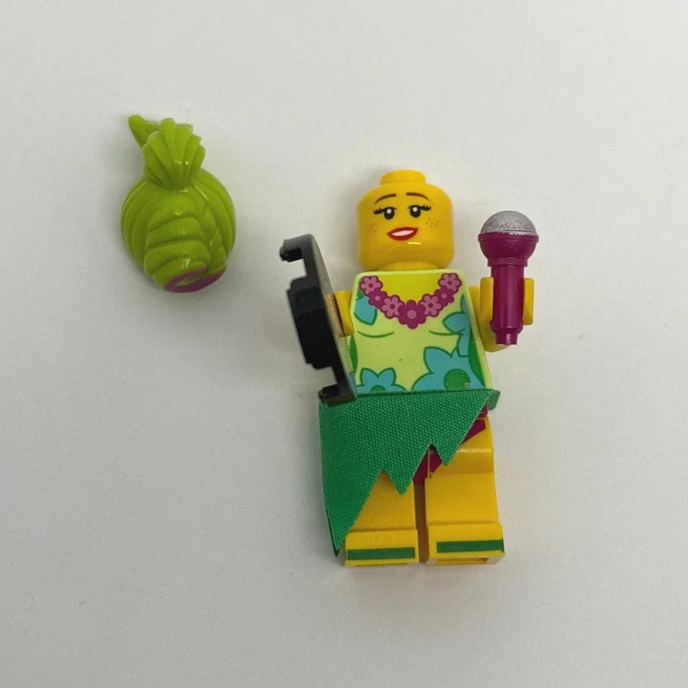 Lego Hula Lula Minifigure The Lego Movie 2 CMF Series 71023 Record Microphone